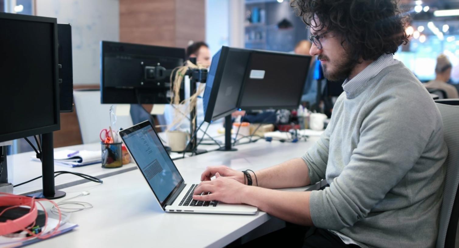 Ejercicio práctico de optimización presupuestaria en pantalla